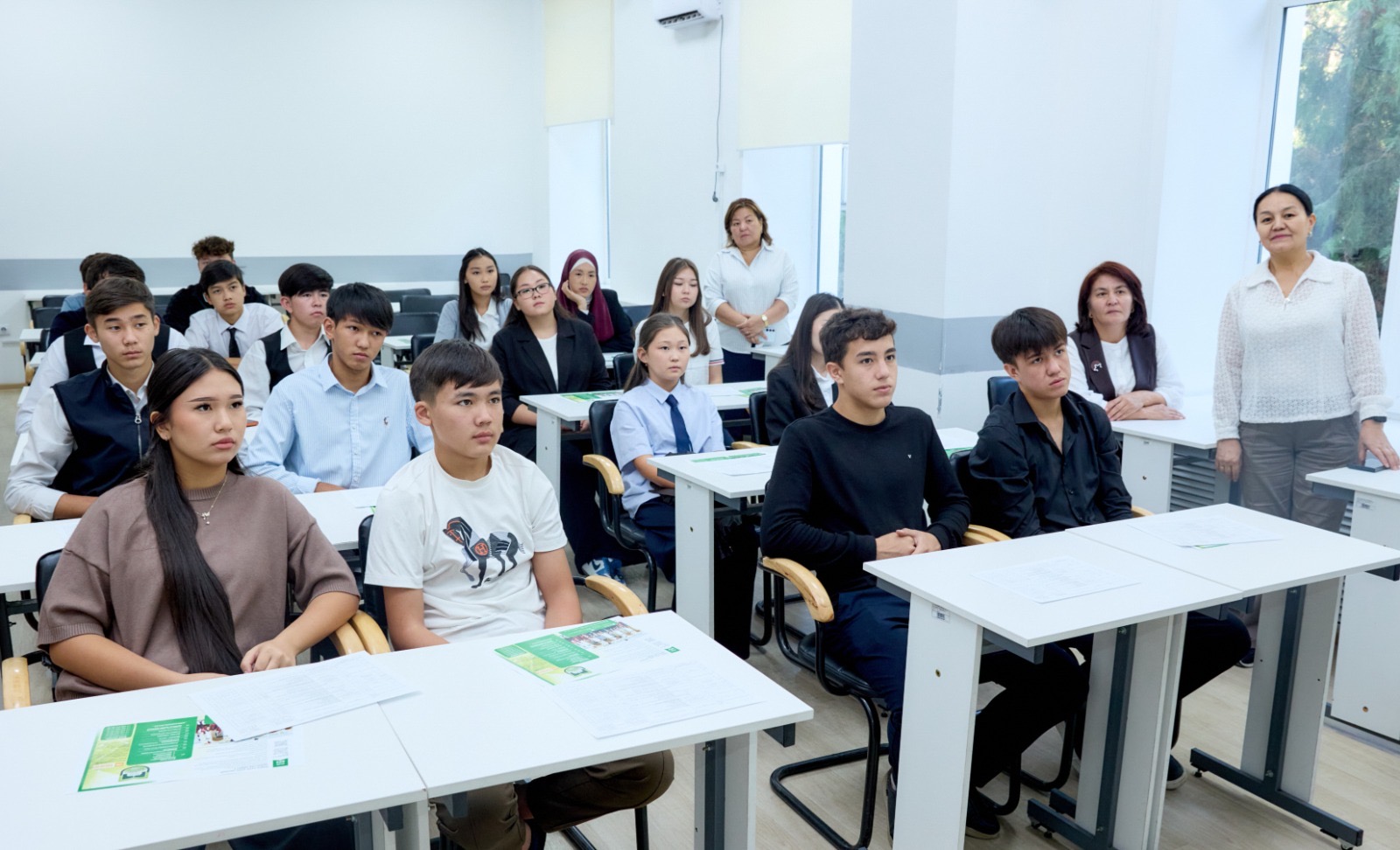KazNARU HOSTS OPEN DAY FOR SCHOOL STUDENTS
