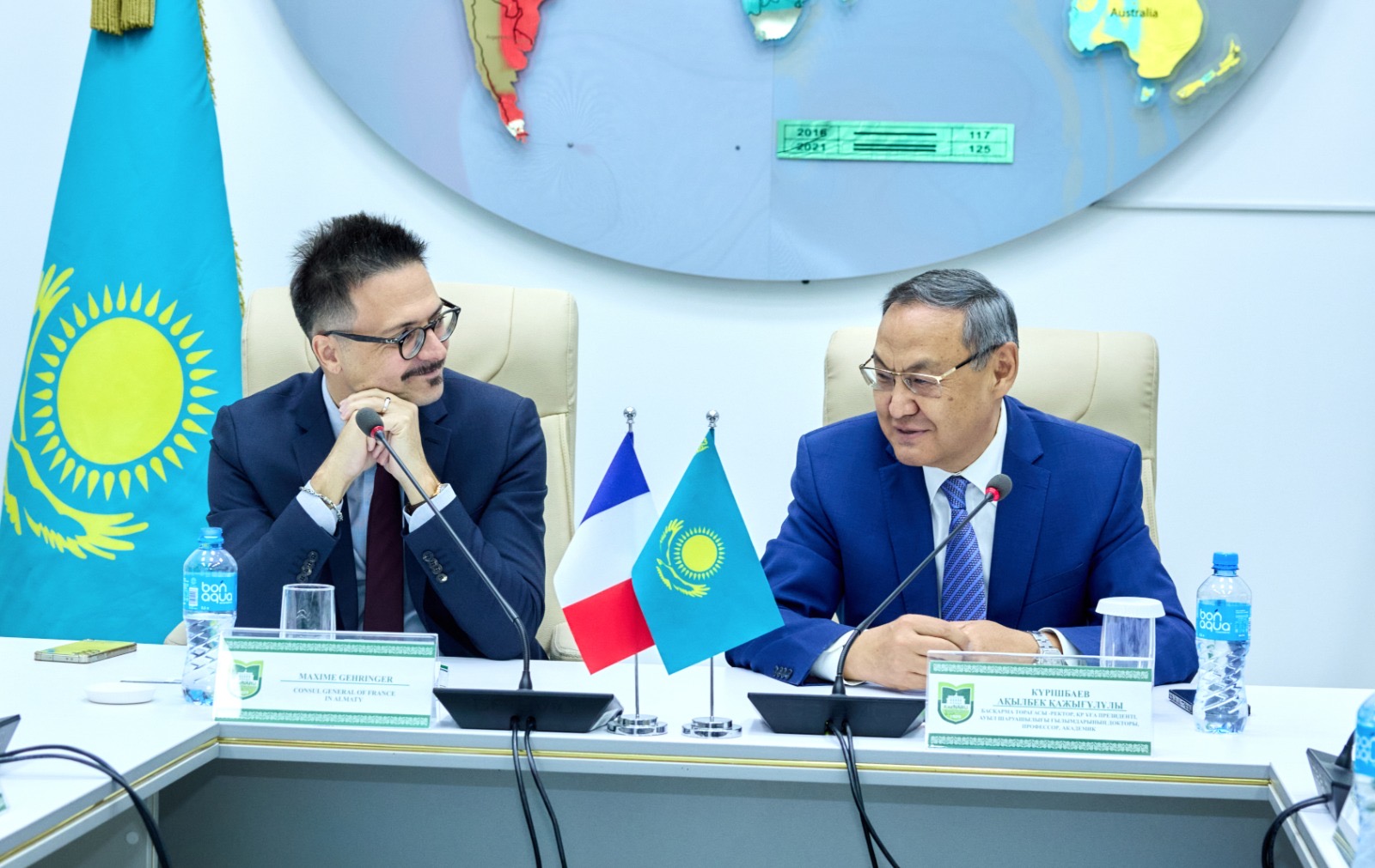 KazNARU: ФРАНЦУЗ МАМАНДАРЫ ҚАЗАҚСТАНДА ЖҮЗІМ ШАРУАШЫЛЫҒЫН ДАМЫТУҒА ҮЛЕС ҚОСАДЫ