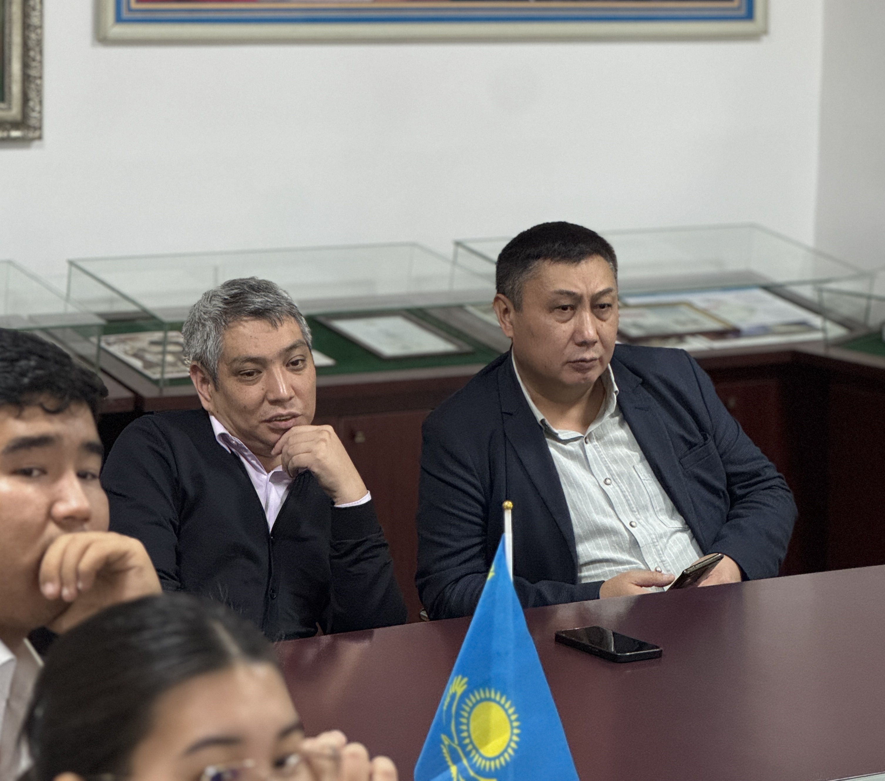 KazNARU HOSTS INTELLECTUAL COMPETITION ON NATIONAL VALUES AND LEGAL AWARENESS