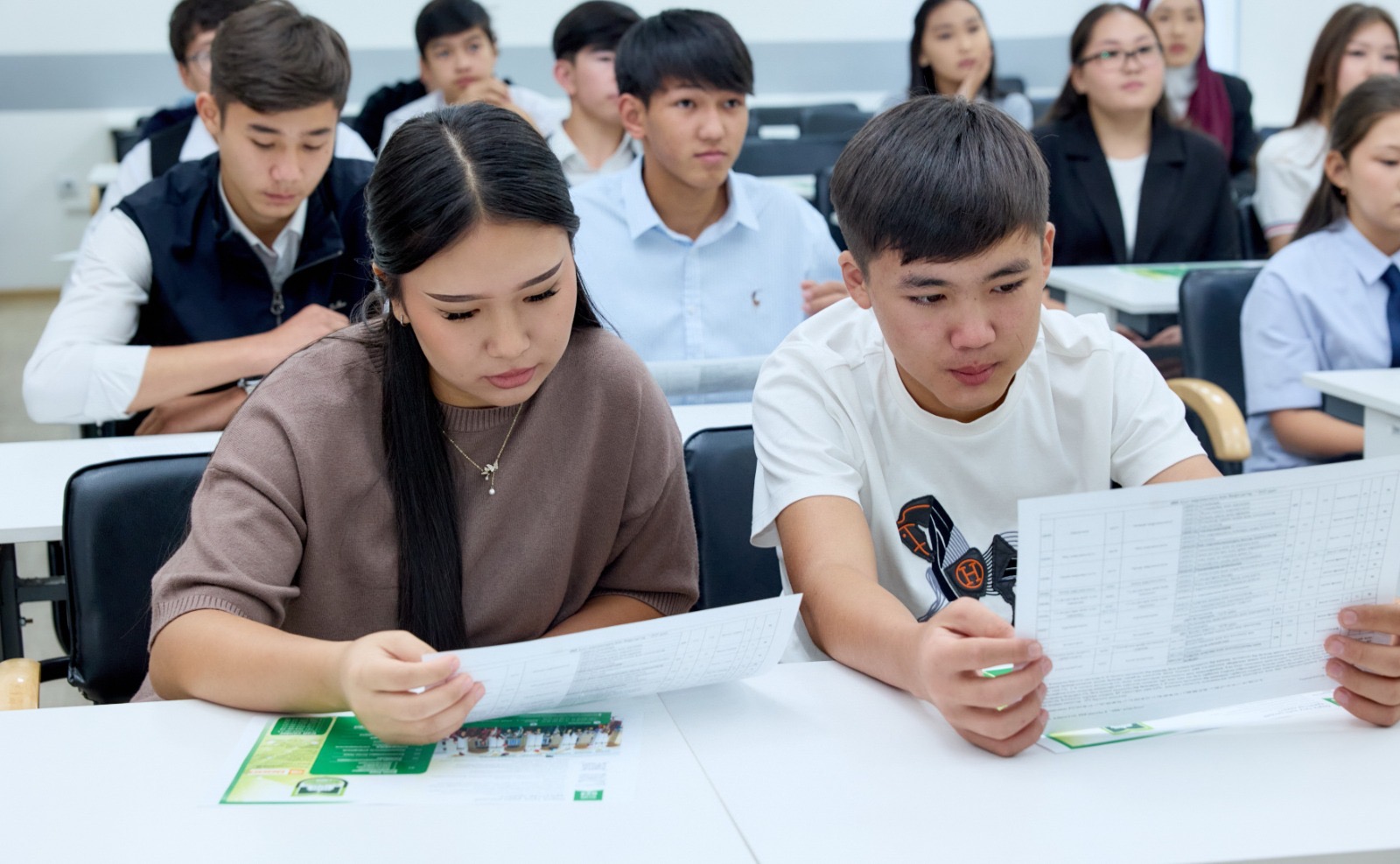 KazNARU HOSTS OPEN DAY FOR SCHOOL STUDENTS