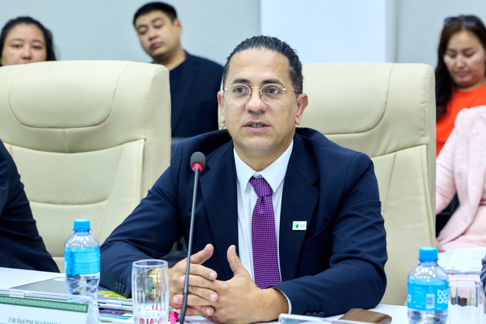 KazNARU: ФРАНЦУЗ МАМАНДАРЫ ҚАЗАҚСТАНДА ЖҮЗІМ ШАРУАШЫЛЫҒЫН ДАМЫТУҒА ҮЛЕС ҚОСАДЫ