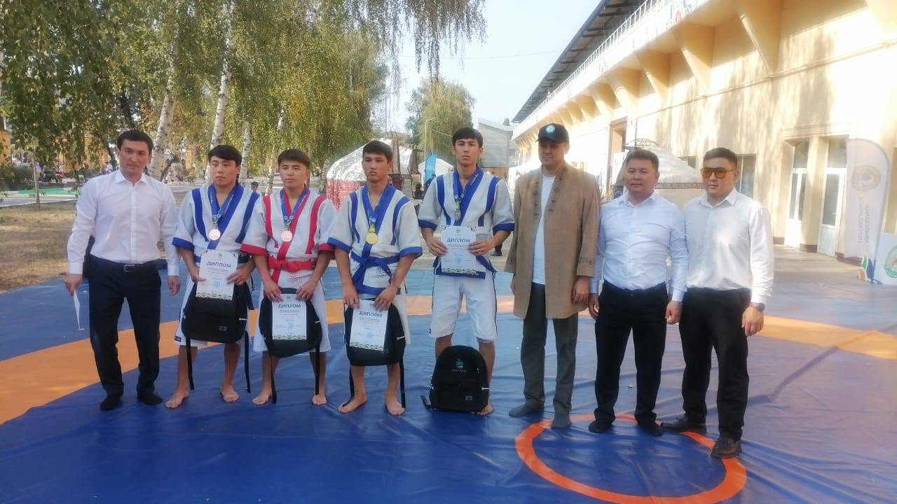 СТУДЕНТЫ KAZNARU ЗАВОЕВАЛИ ПРИЗОВЫЕ МЕСТА НА ТУРНИРЕ ПО ҚАЗАҚ КҮРЕСІ