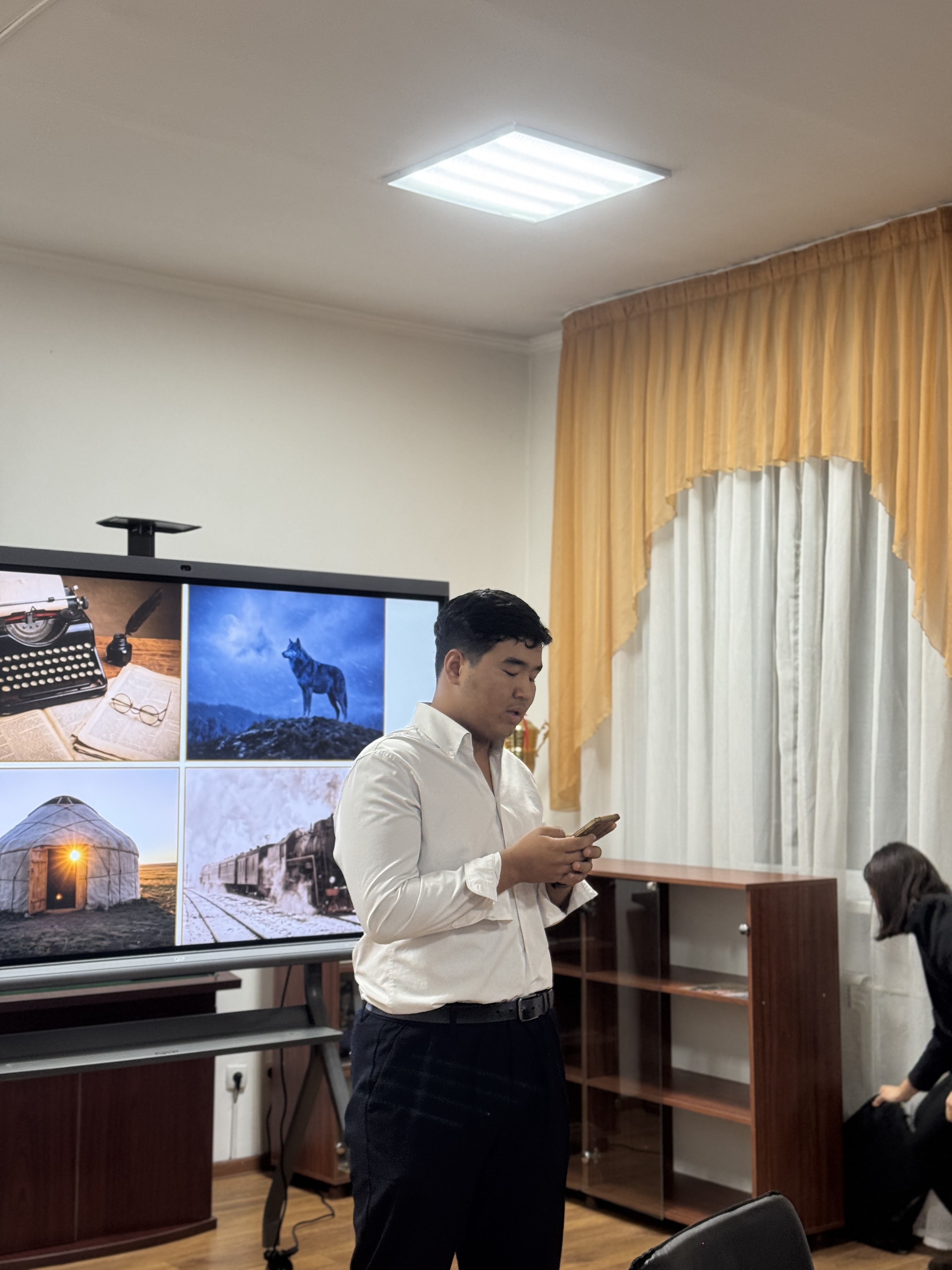 KazNARU HOSTS INTELLECTUAL COMPETITION ON NATIONAL VALUES AND LEGAL AWARENESS